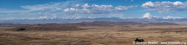 Road from Desaguadero to La Paz - Bolivia