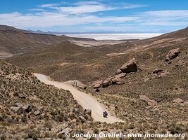 Road Laguna Coipasa-Salinas de Garci Mendoza-Jirira-Ayque - Bolivia