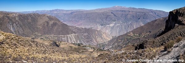 Road Vilcar-Oyolo-Charcana-Cotohuasi - Peru