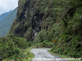 Route de Quebrada Honda à Lares - Pérou