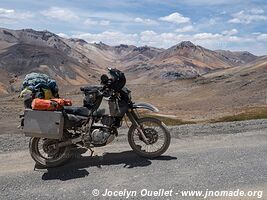 Road Andagua-Chachas-Caylloma-Sibayo-Callalli - Peru