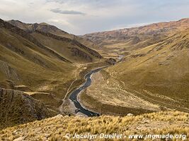 Road Andagua-Chachas-Caylloma-Sibayo-Callalli - Peru