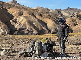 Piste Arequipa-Laguna de Salinas-Volcán Ubinas-Lucco - Pérou