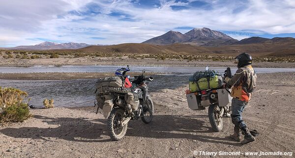 Road Sajama-Tambo Quemado-Pampa Mogachi-Laguna Macaya-Laguna Sakewa - Bolivia