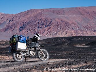 Circuit El Peñón-Piedra de Pomez-Laguna Carachi Pampa - Argentine