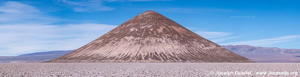 Cono de Arita - Salar de Arizaro - Argentina